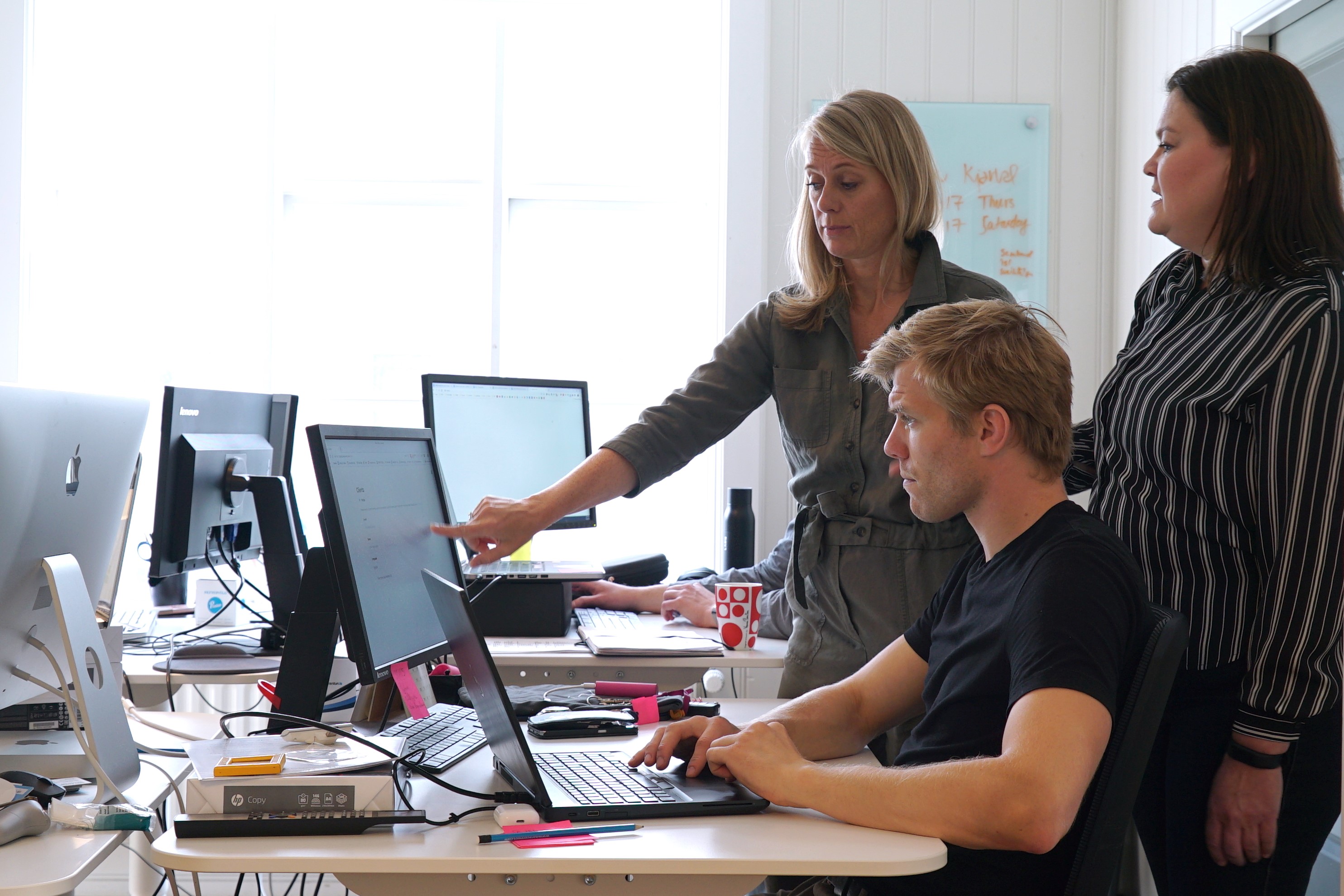 Thorbjorg Helga Vigfusdóttir with her team at Kara Connect Thorbjorg Helga Vigfusdóttir with her team at Kara Connect