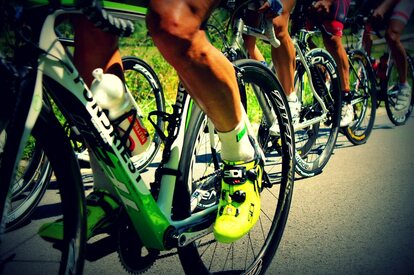 Cycling tour